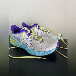 Asics Gel Excite 8 Womens Size 10 White Blue Shoes Sneakers Running 1012B214